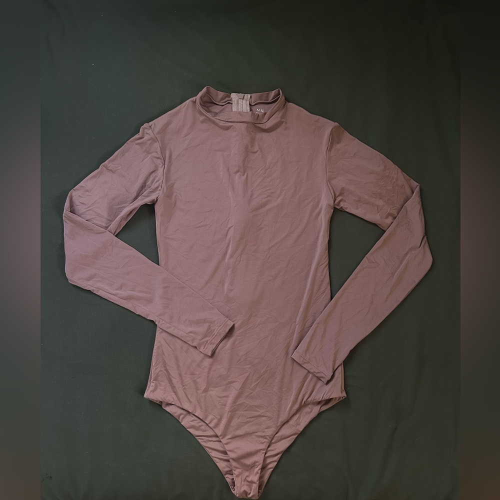 MAI long sleeve one piece
